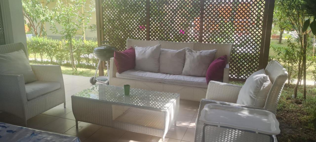 Triblex Villa I Private Beach I Walking Distance To The Sea 300 Meters シダ エクステリア 写真