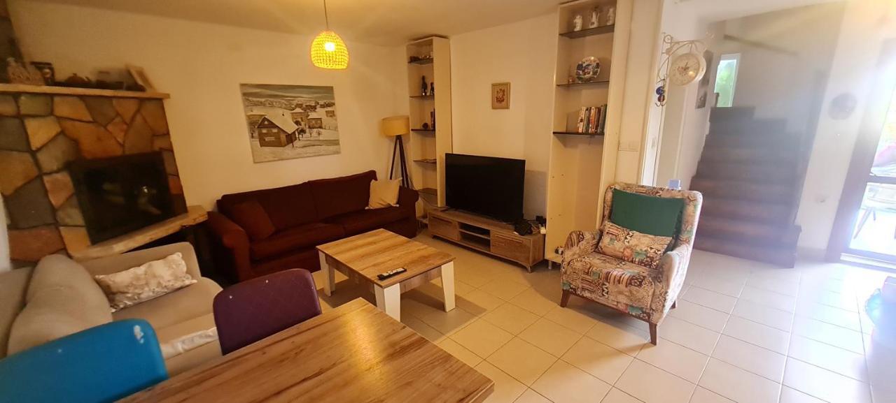 Triblex Villa I Private Beach I Walking Distance To The Sea 300 Meters シダ エクステリア 写真